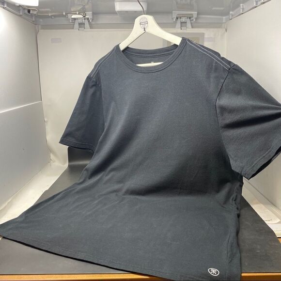 ROARK “The Artifacts of Adventure.” Black T- Shirt - Picture 4 of 11